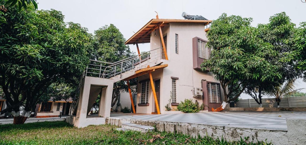 Amanta Resort Nashik Exterior foto